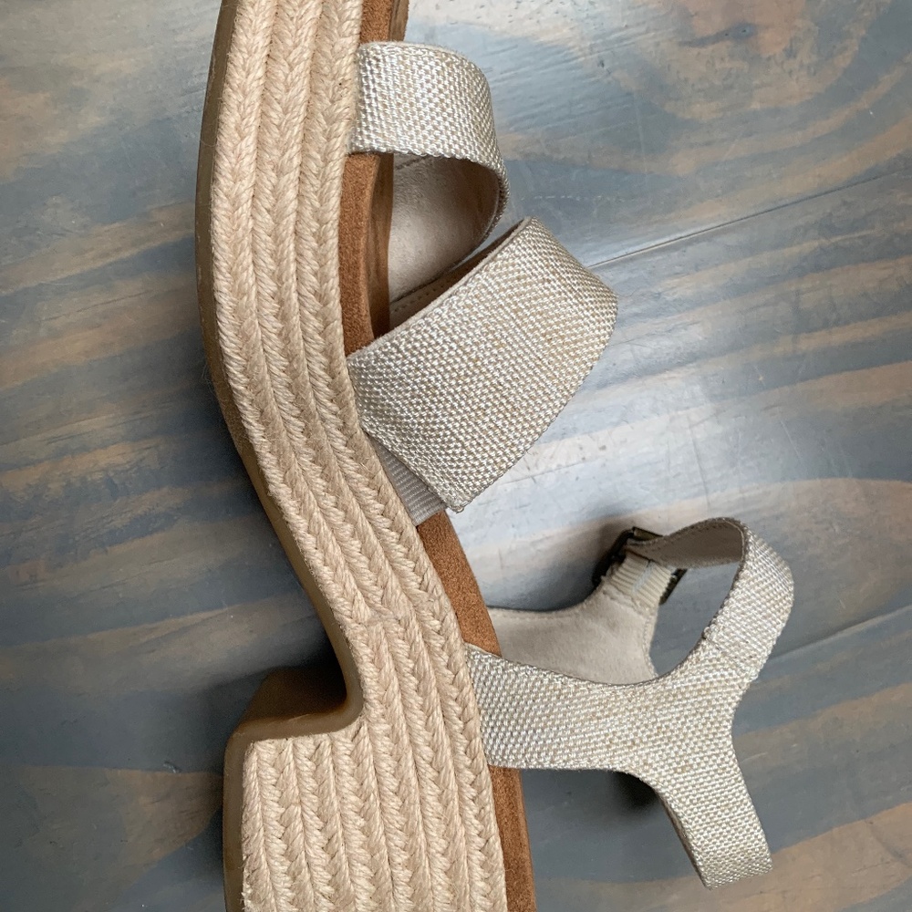 Toms cream woven block heal Sandle